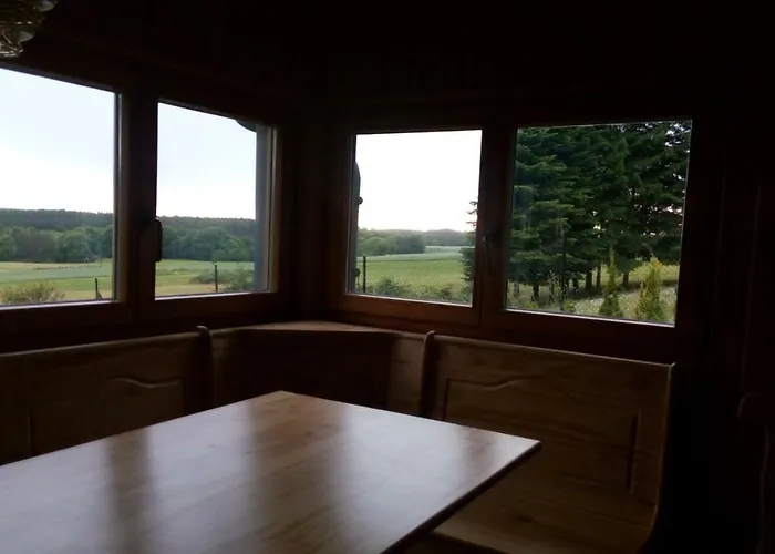 Дом отдыха Ferienhaeuschen Blessberg Schalkau